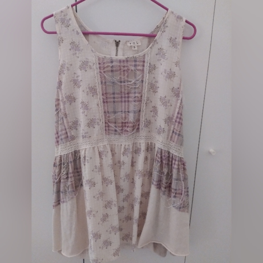 POL Floral & Plaid Sleeveless Boho Tunic - Cream and Mauve